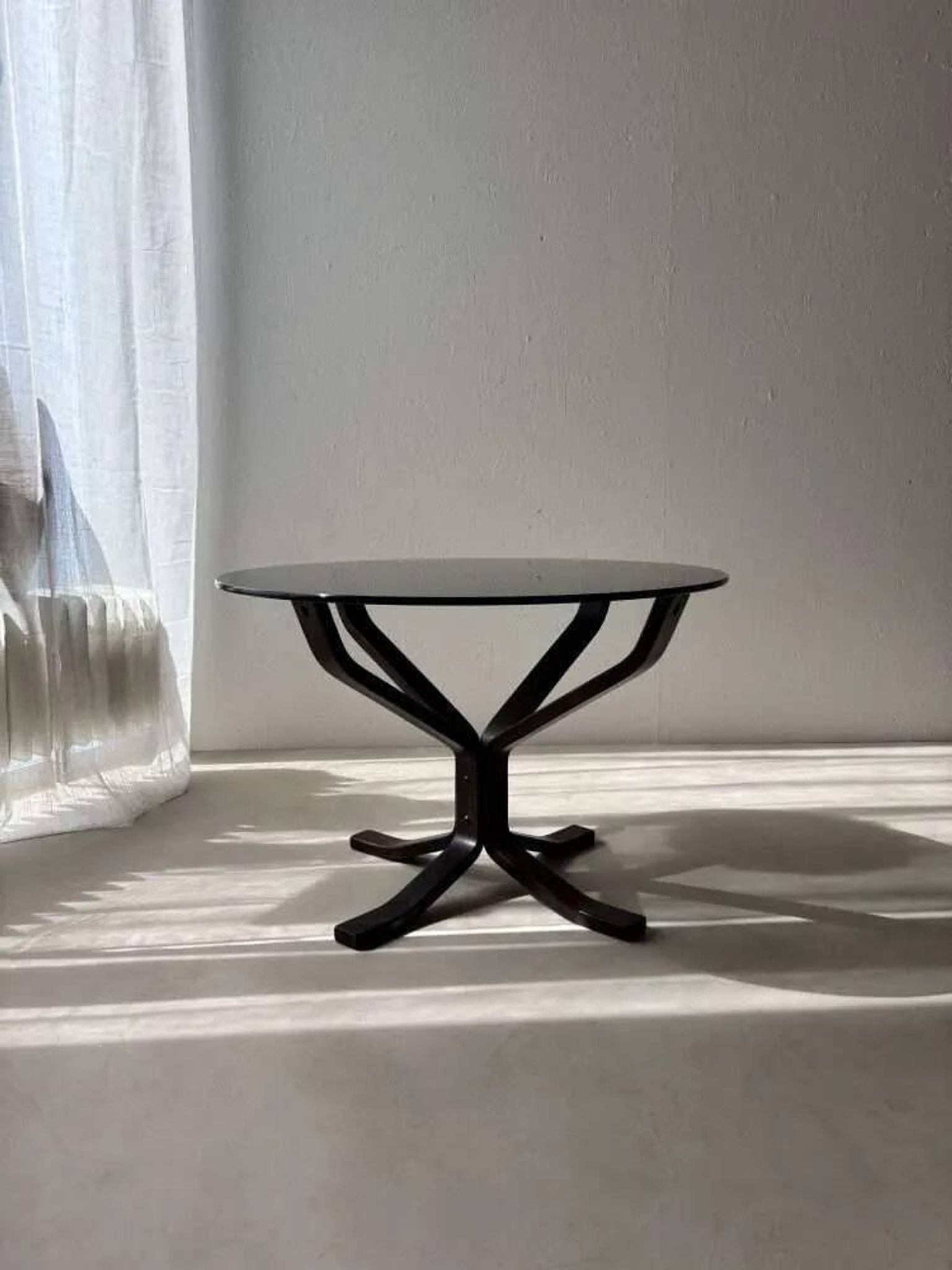 Table d'appoint vintage Falcon Vatne Møbler années 1970