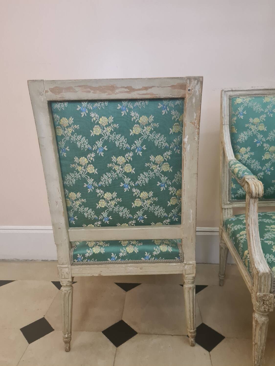 Pair of armchairs stamped LN Mariette (1730-1789) period, Louis XVI