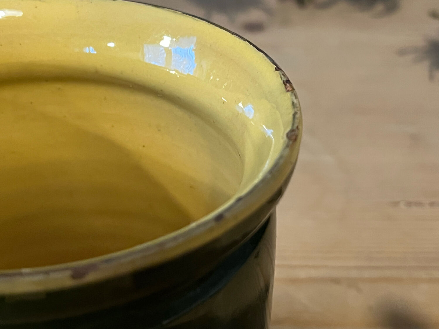 Old jam jar with pear pattern - Savoyard pottery