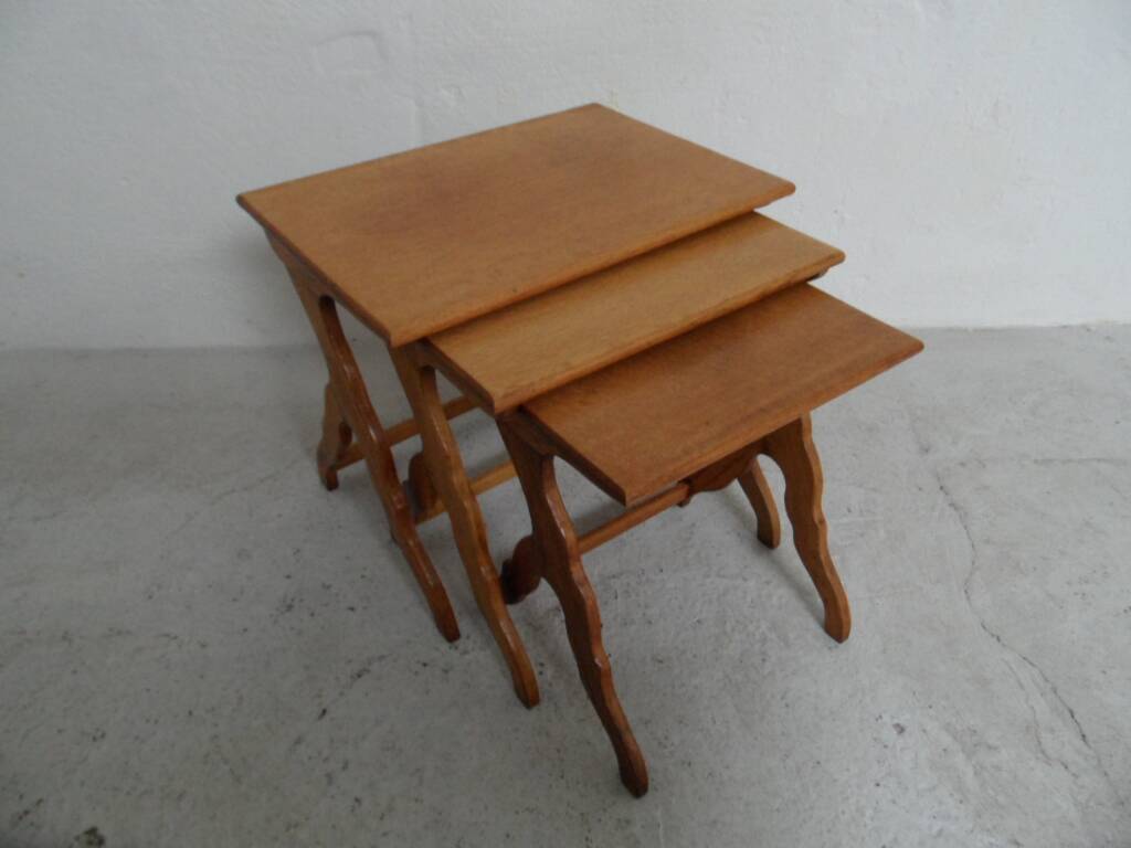 Vintage nest of 3 sidetables mimiset