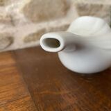 White porcelain saucière