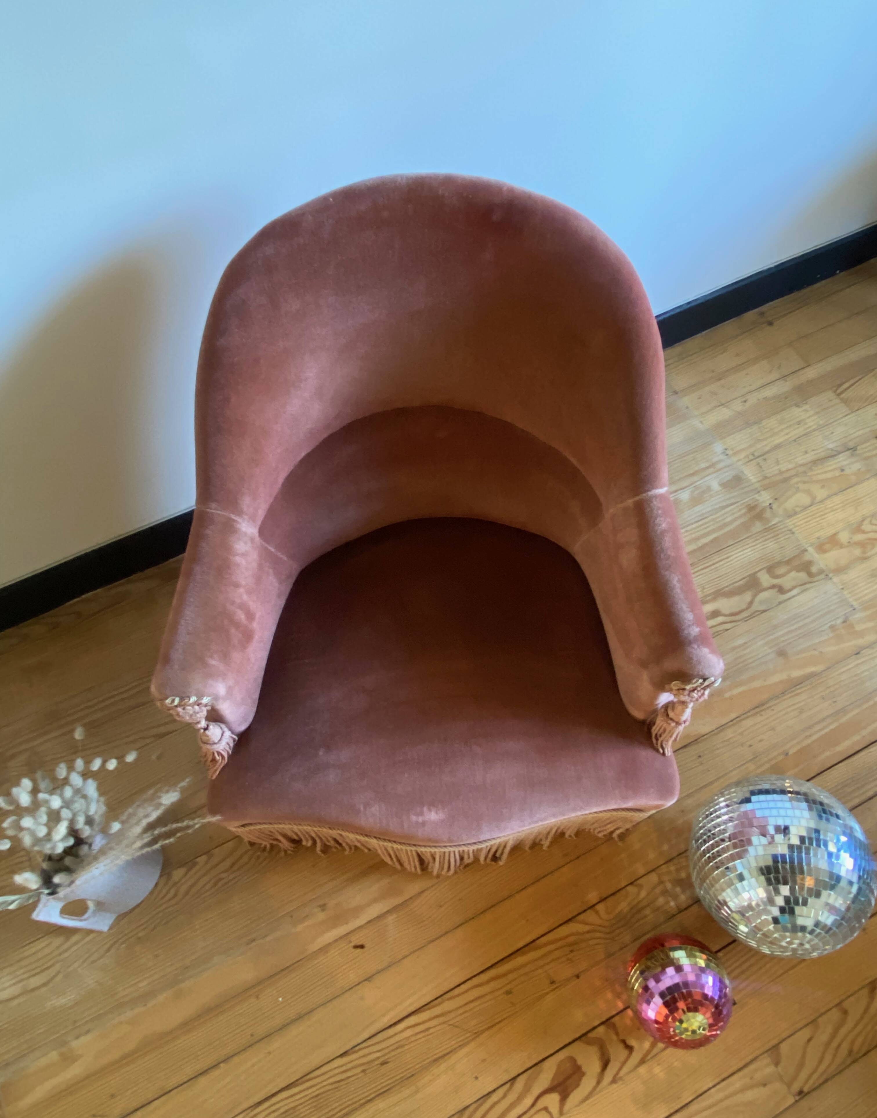 Vintage toad armchair Henriette