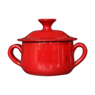 Pot couvert rouge de Robert Picault, Vallauris