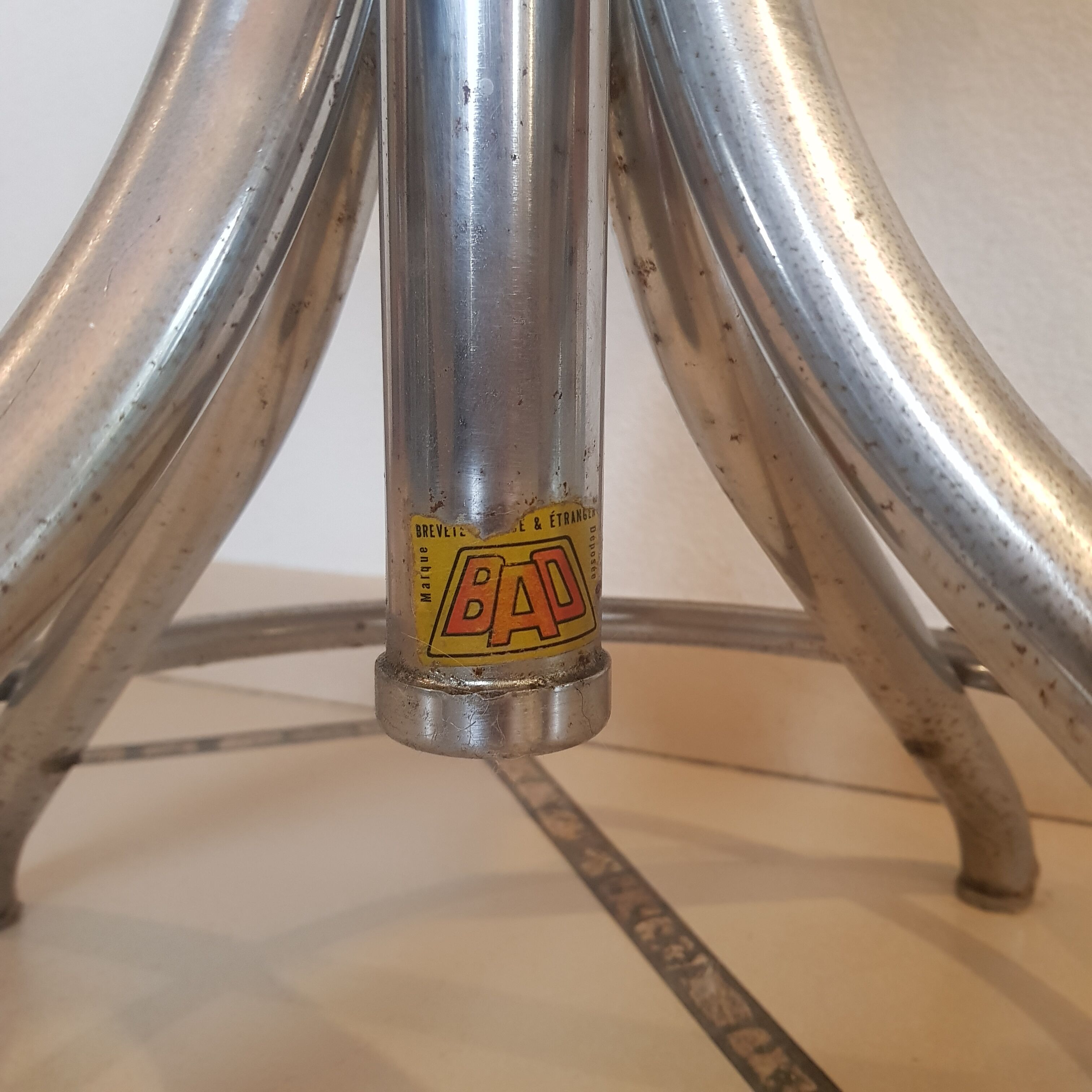 Workshop tabouret in skai