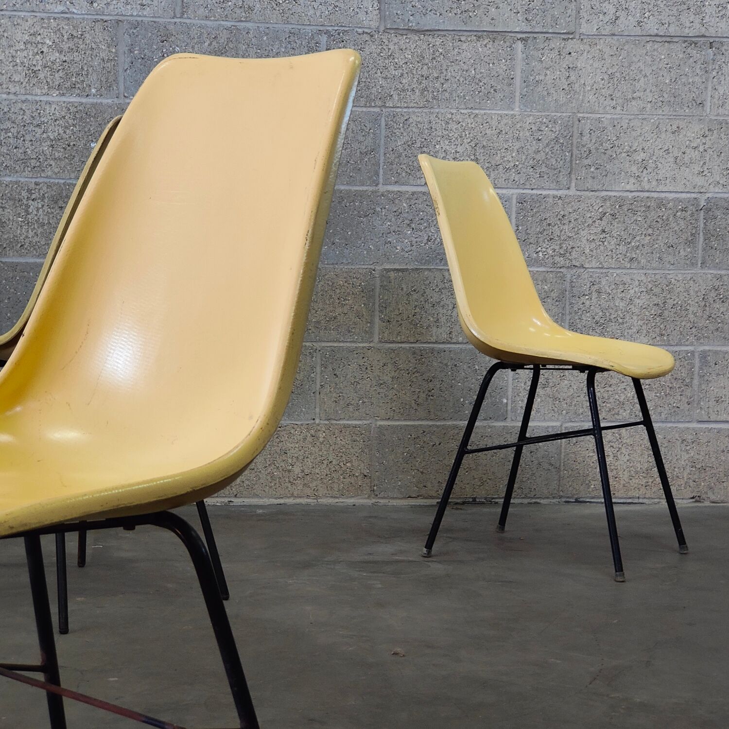 Set of 4 fiber and metal chairs by Miroslav Navratil for Vertex 1960