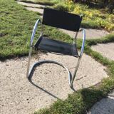 Set of 6 black Bauhaus cantilever chairs in chrome, Italy 1970s.