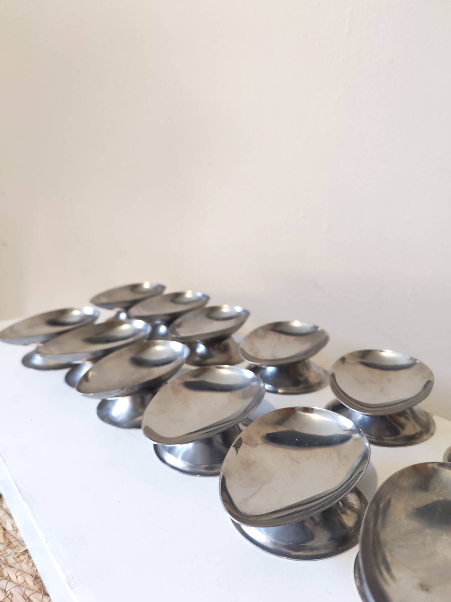 12 stainless steel chrome cups