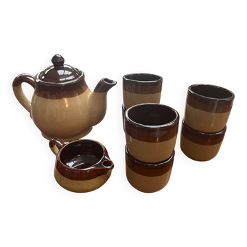 Stoneware tea/coffee set