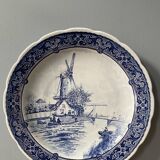 Decorative plate in Delfts earthenware