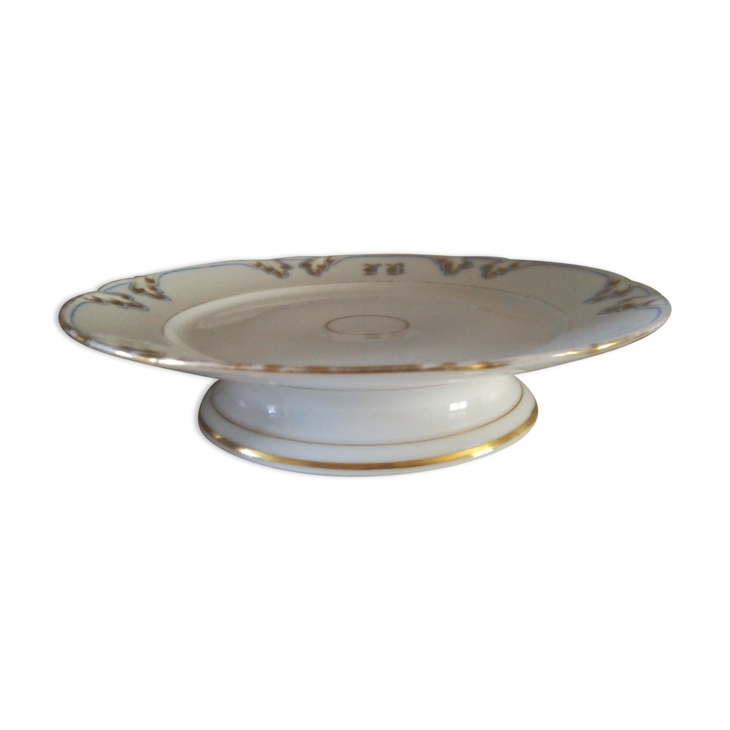 19th-century PORCELAIN cake dish
