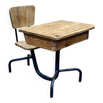 School desk from the 1930s