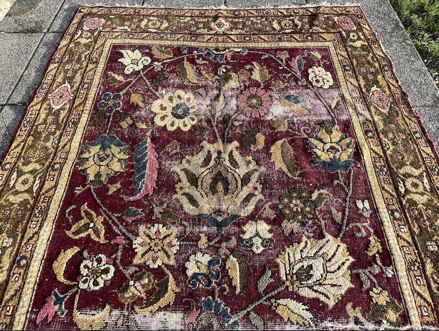 Indo-Persian carpet Agra 19th - 303x138cm