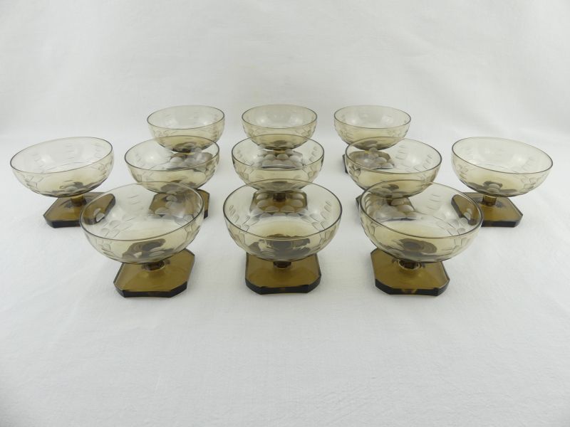 11 Art Deco smoked glass champagne glasses