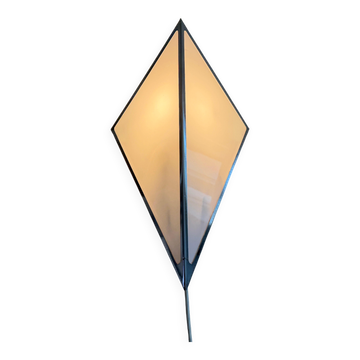 Applique simple en verre opale et corps en aluminium, années 1980, Germany