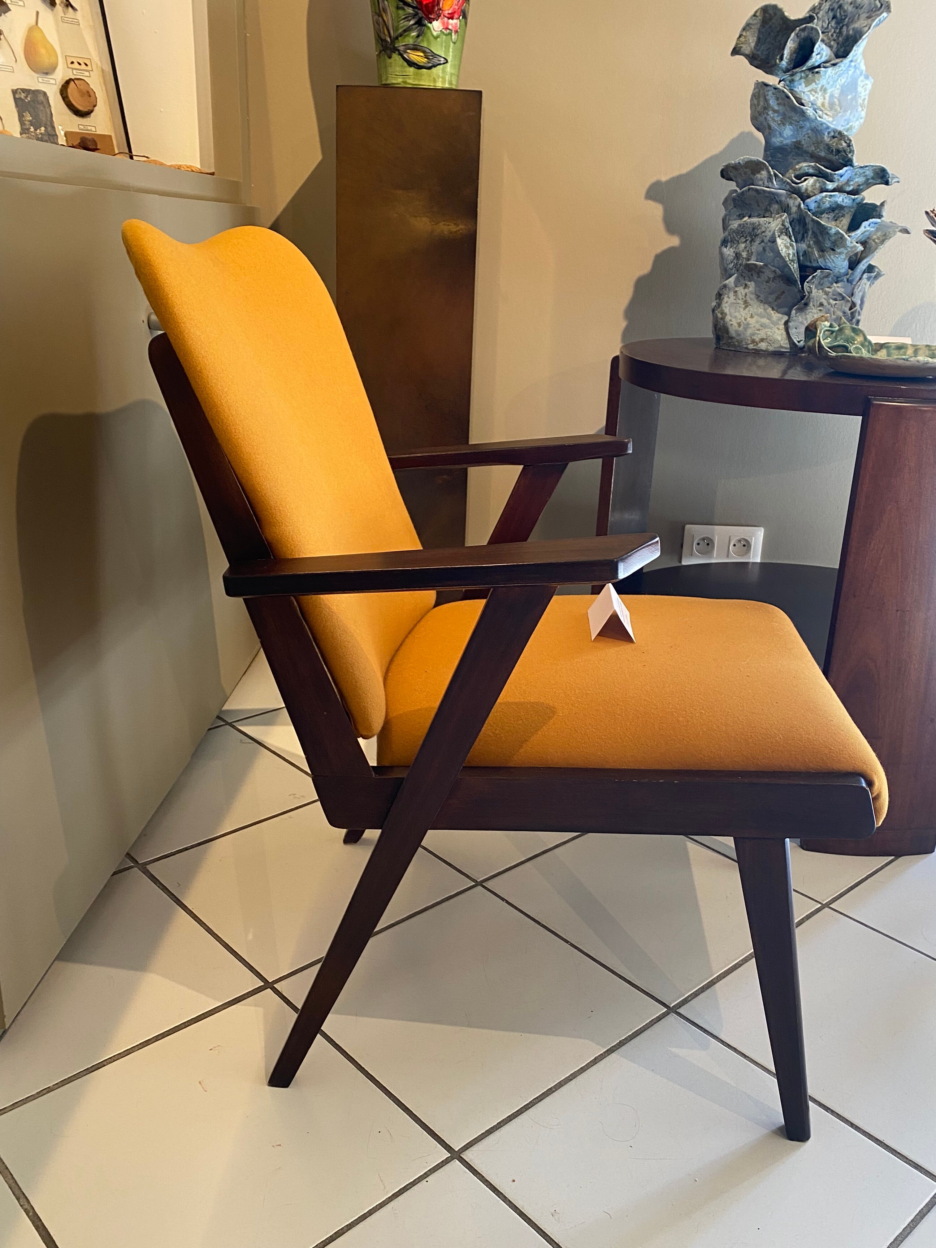 Fauteuil scandinave 50s en bois