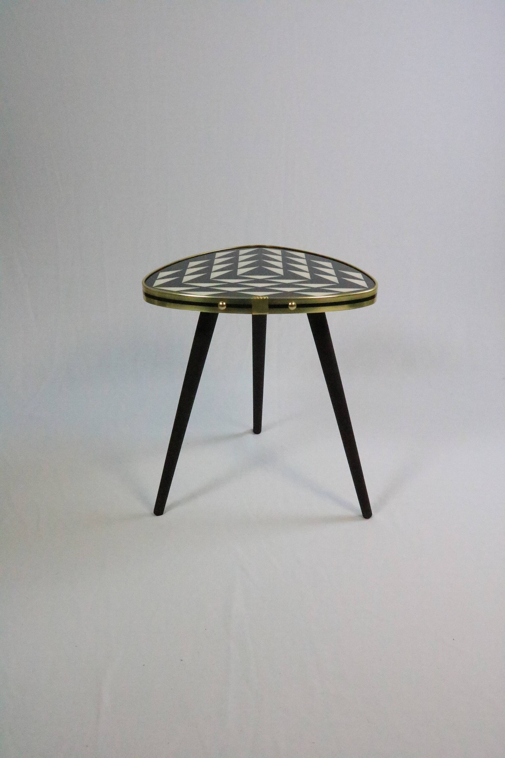 Petite étagère De Table Vintage – Années 50 – Métal Filaire – Modernisme Américain MCM
