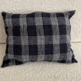 Coussin carreaux