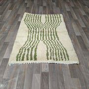 Tapis berbère fait main traditionnelle taille 250 x 250 cm
