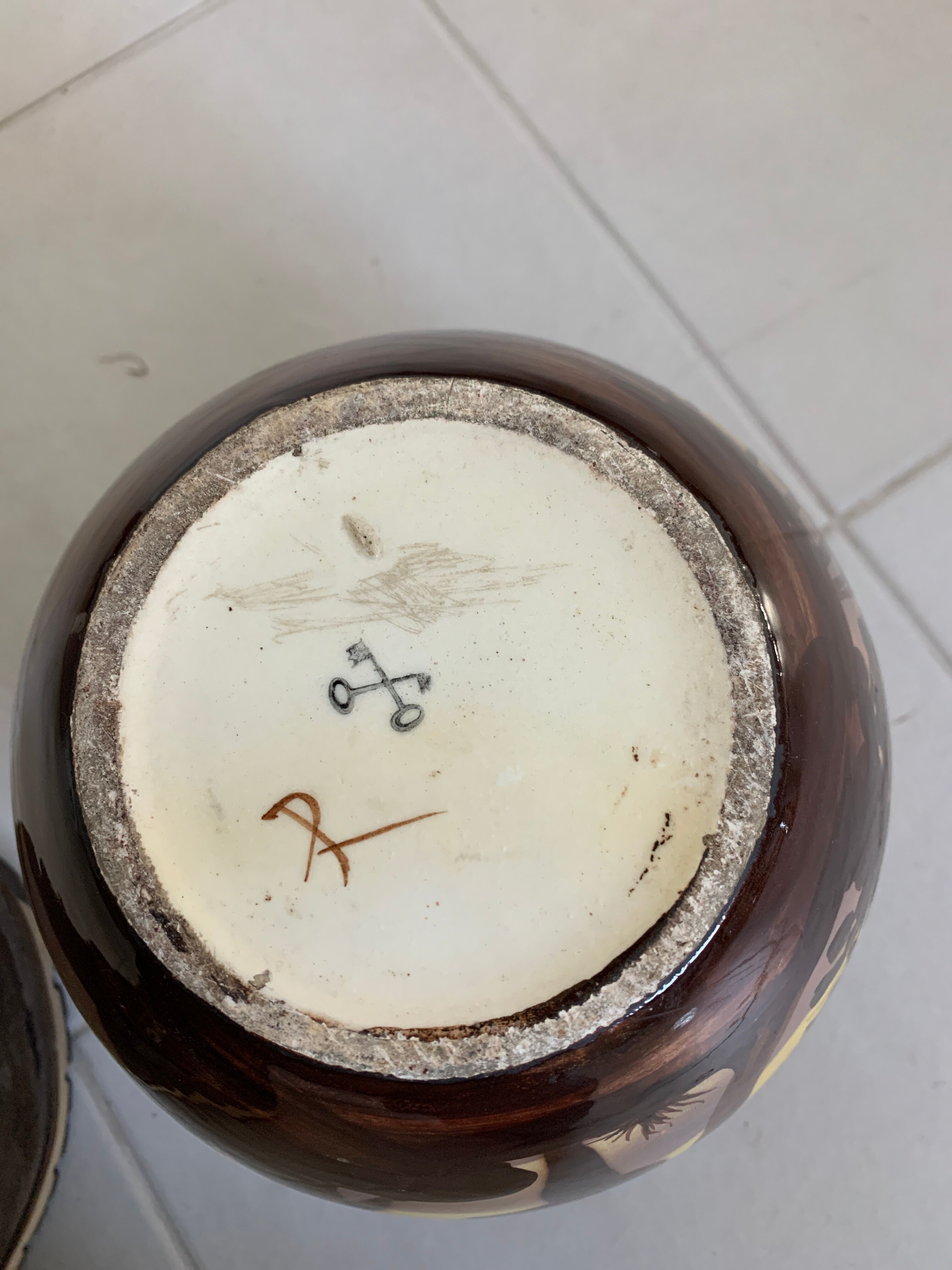 Berty ceramic vase