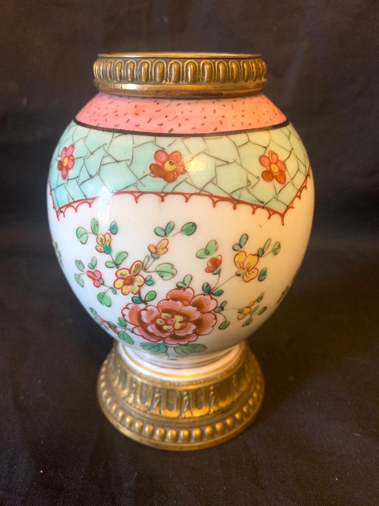 Vase asiatique