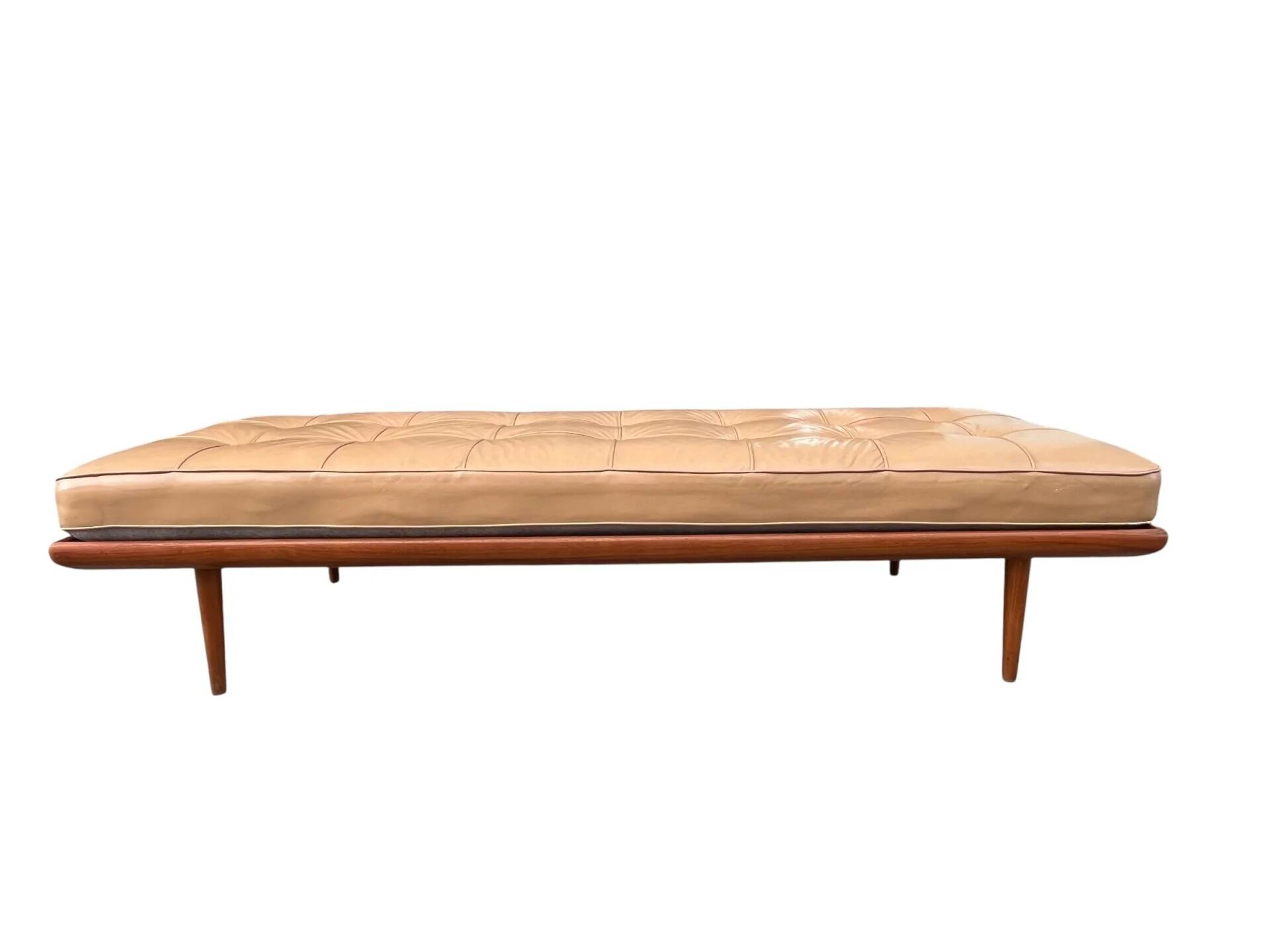 Leather daybed by Peter Hvidt for France & Son