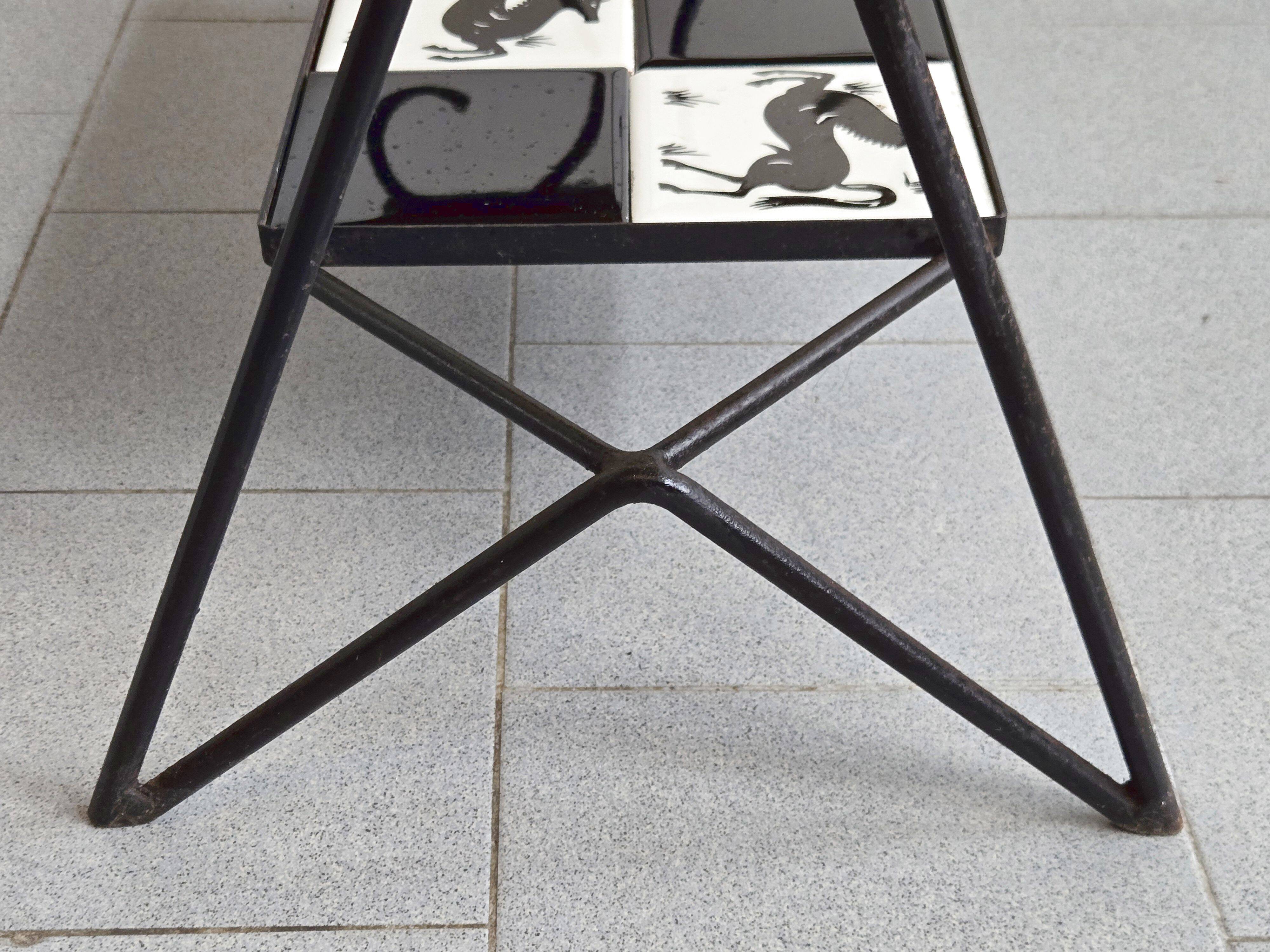 Table d'appoint vintage 1950