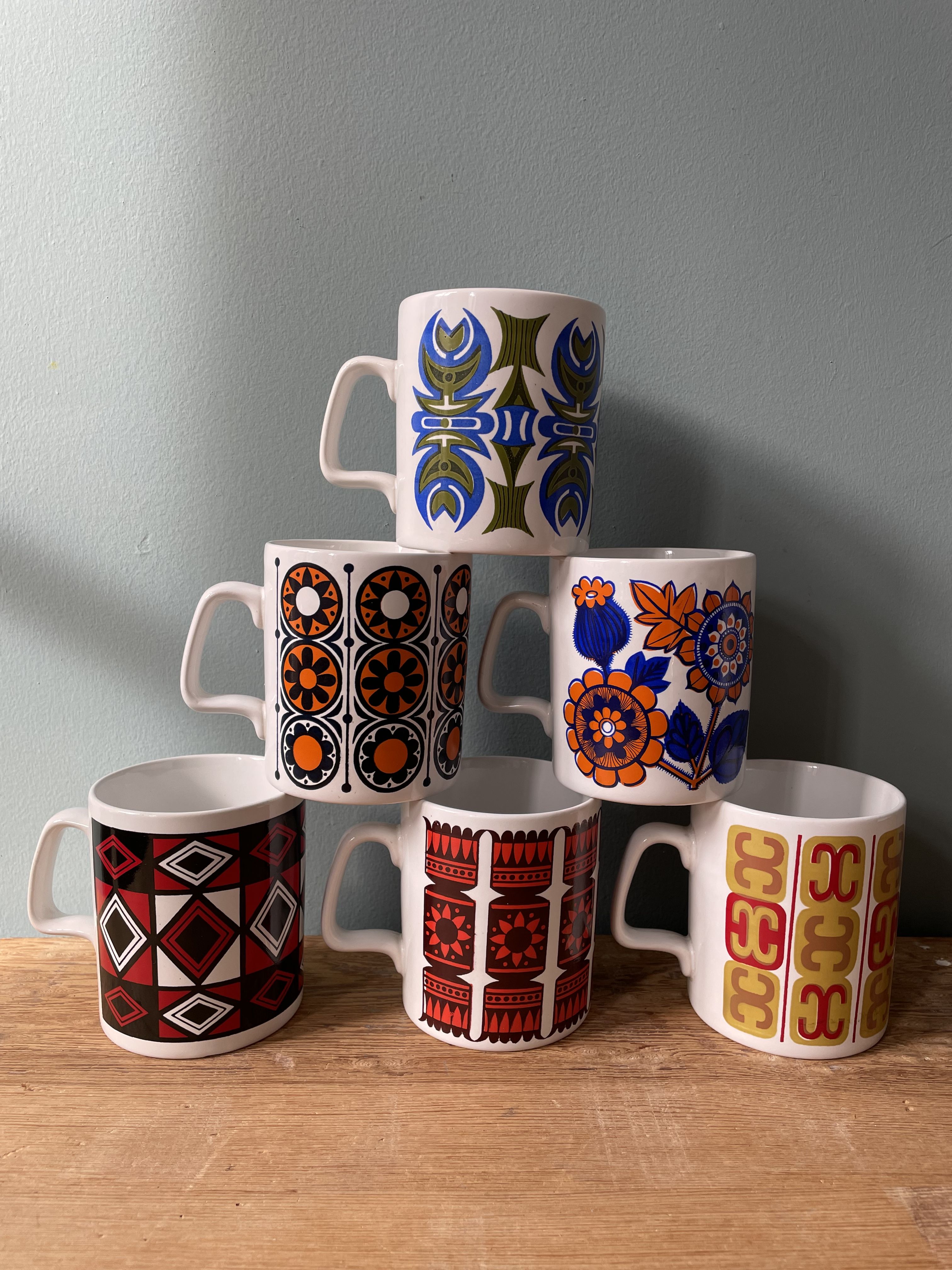 Set of 6 vintage mug staffordshire potteries made in England