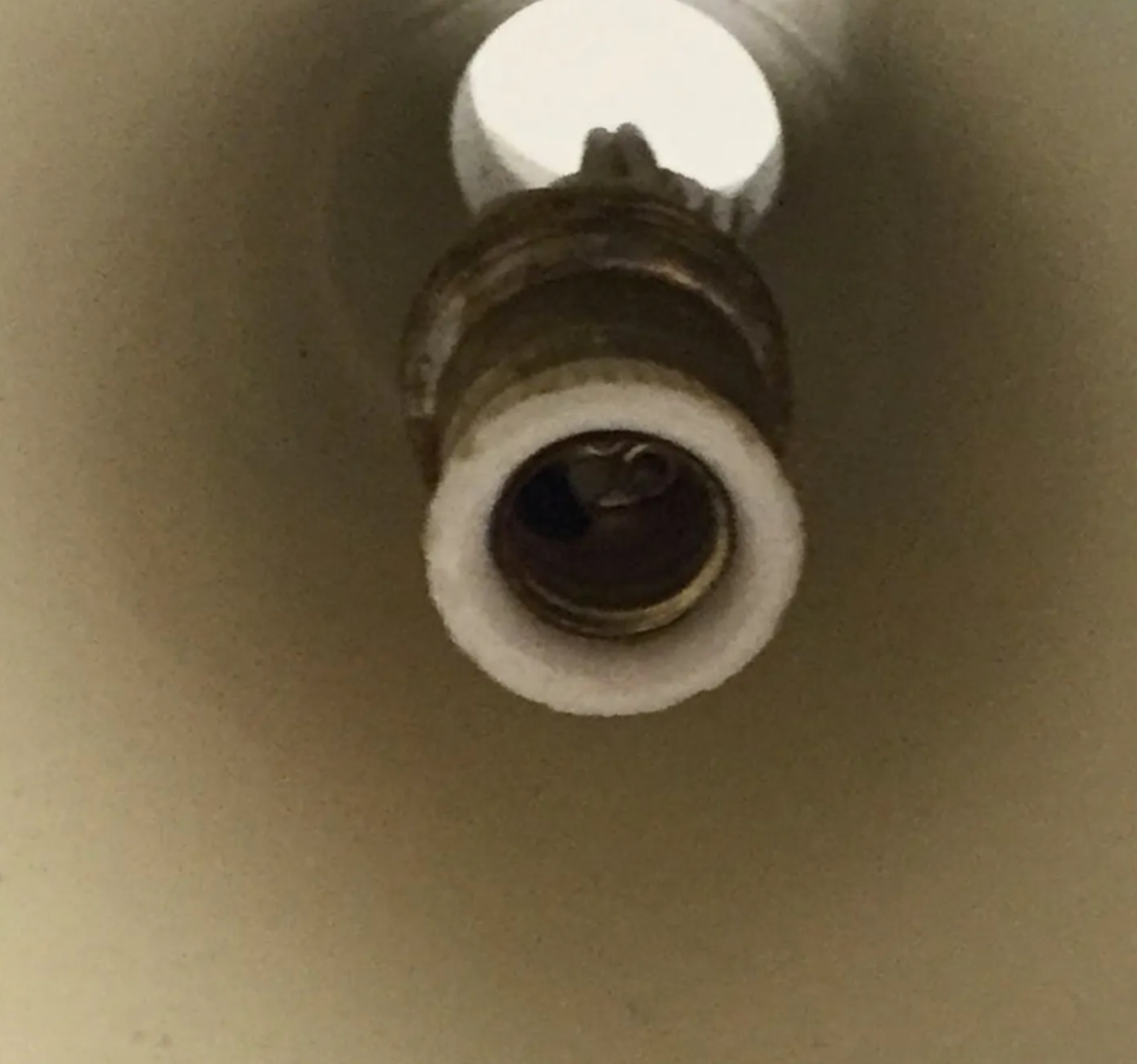 Apply in the style of Italian creations of the 50s