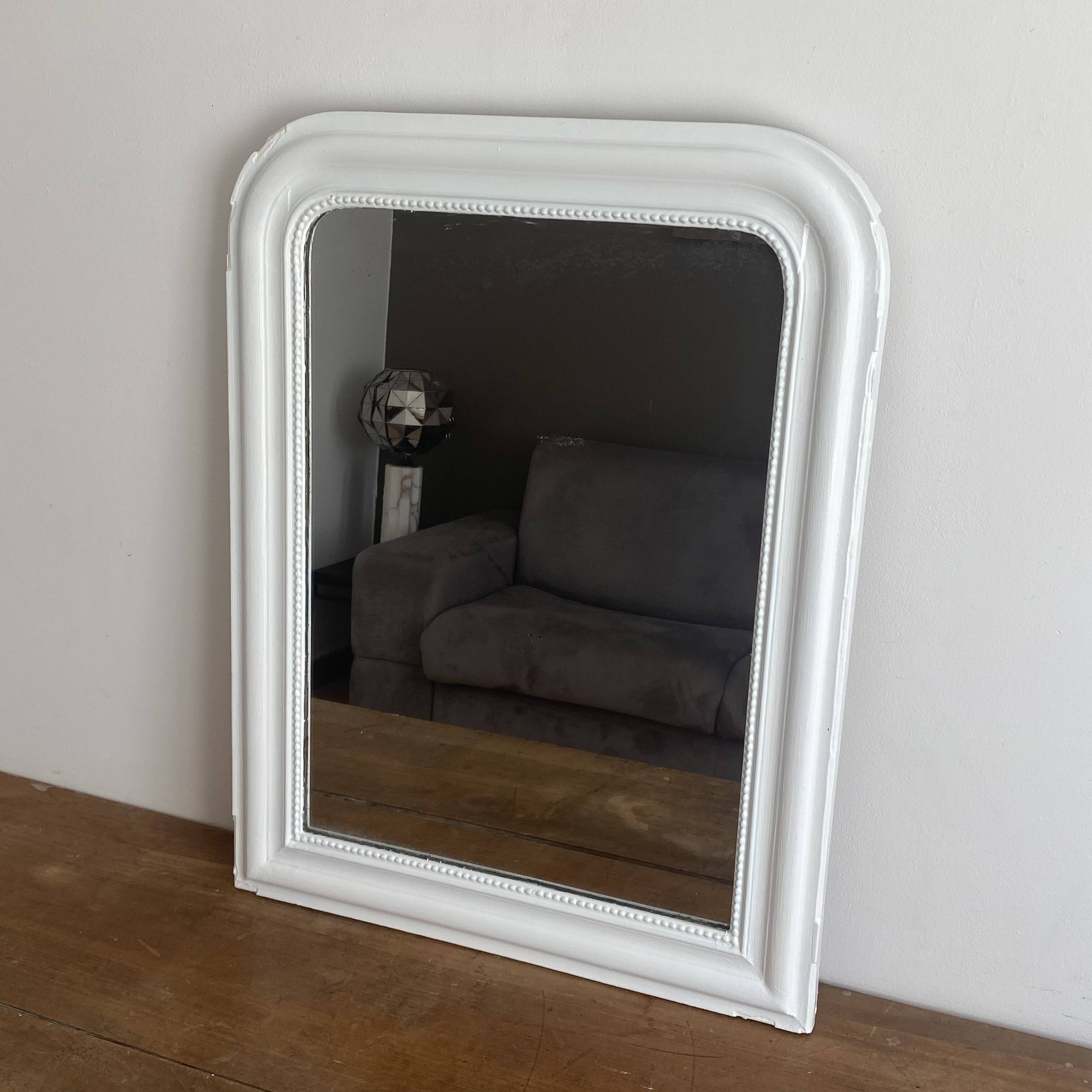 Louis Philippe mirror, late 19th century. White. 80x60.
