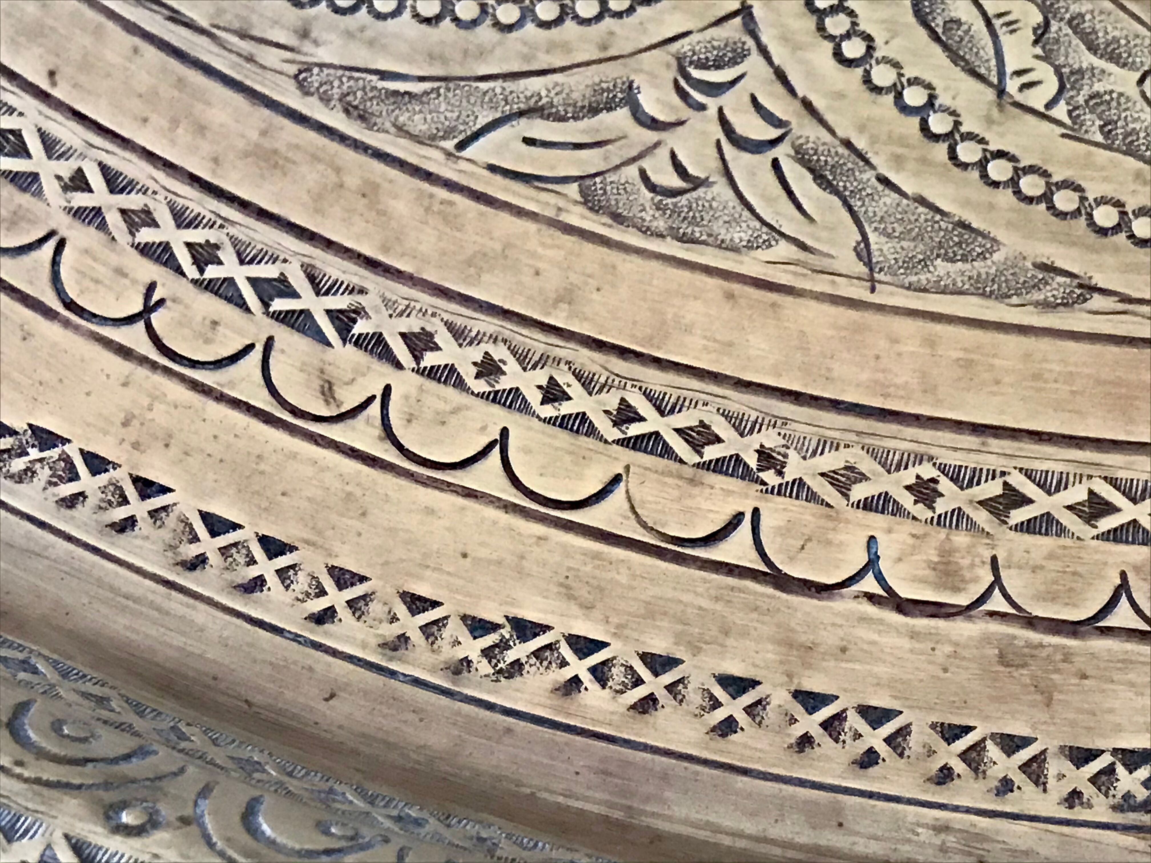 44cm chiseled brass tray