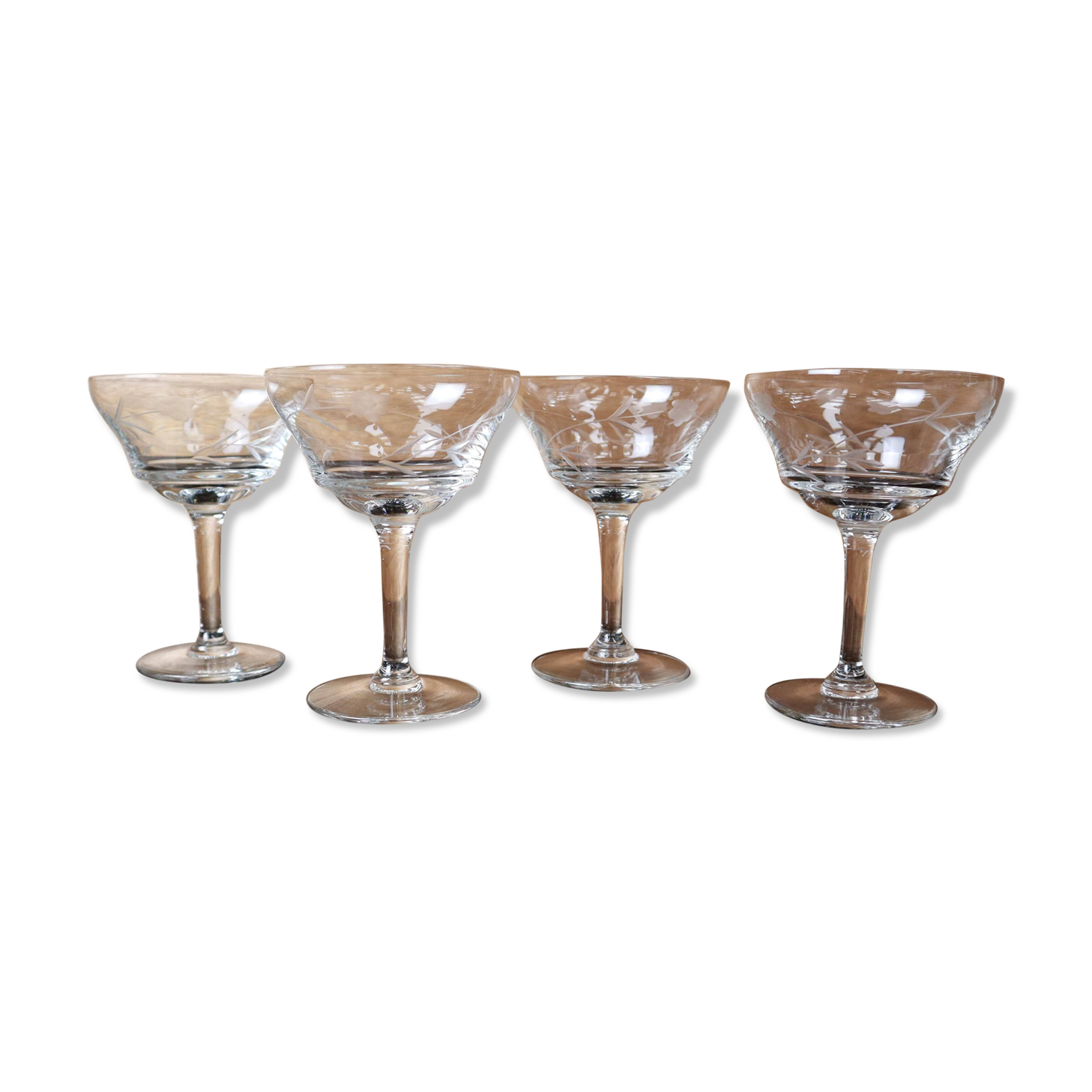 4 vintage cocktail glasses engraved with flower pattern, 50s