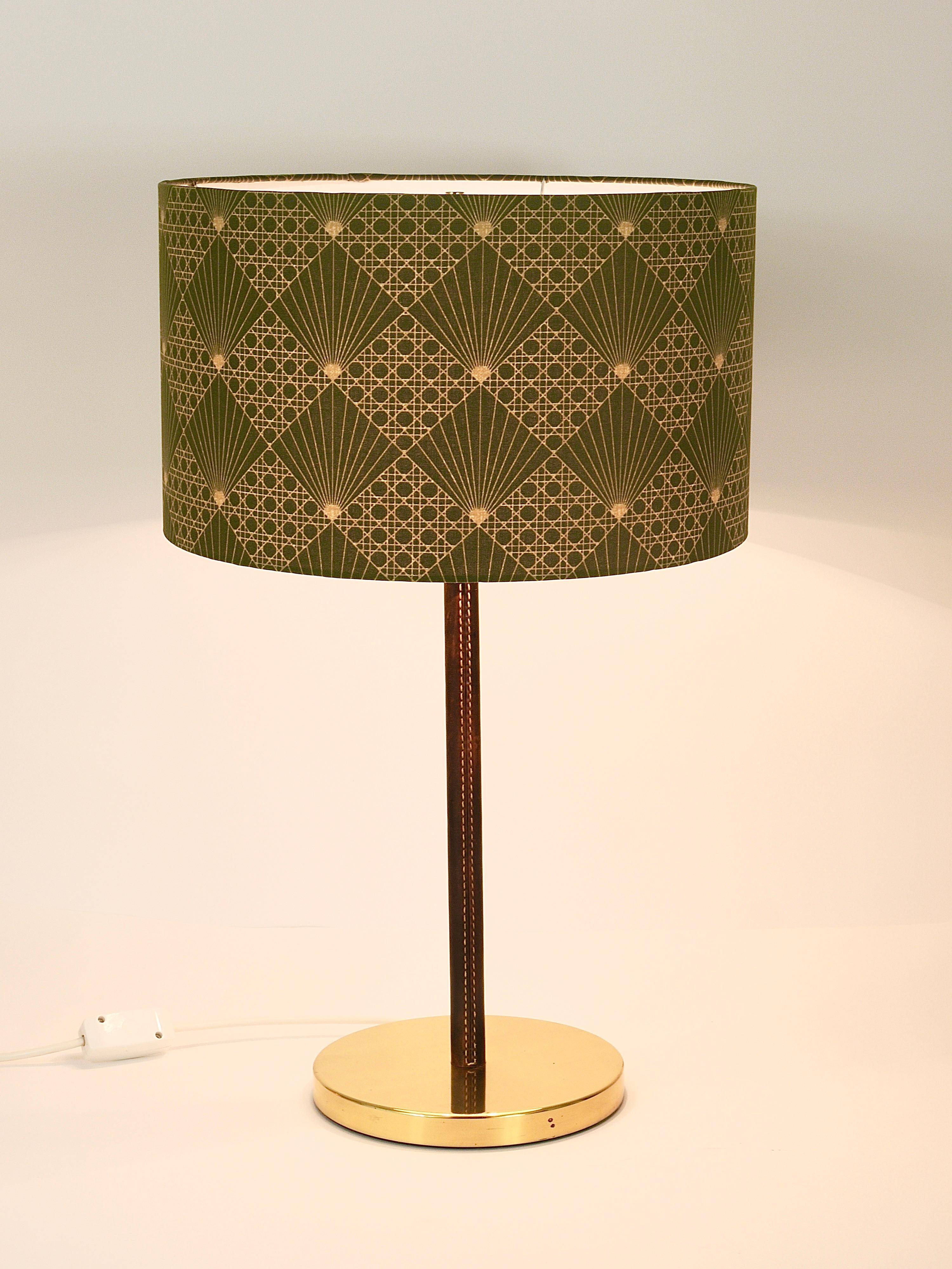 Pair of table lamps or accent lamps in brass and leather by J.T. Kalmar, Mid-Century, Austria, 1960s.