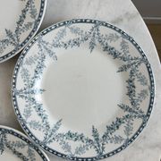 Set of 4 flat plates Creil and Montereau Labrador