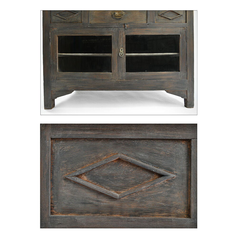 Wooden display showcase