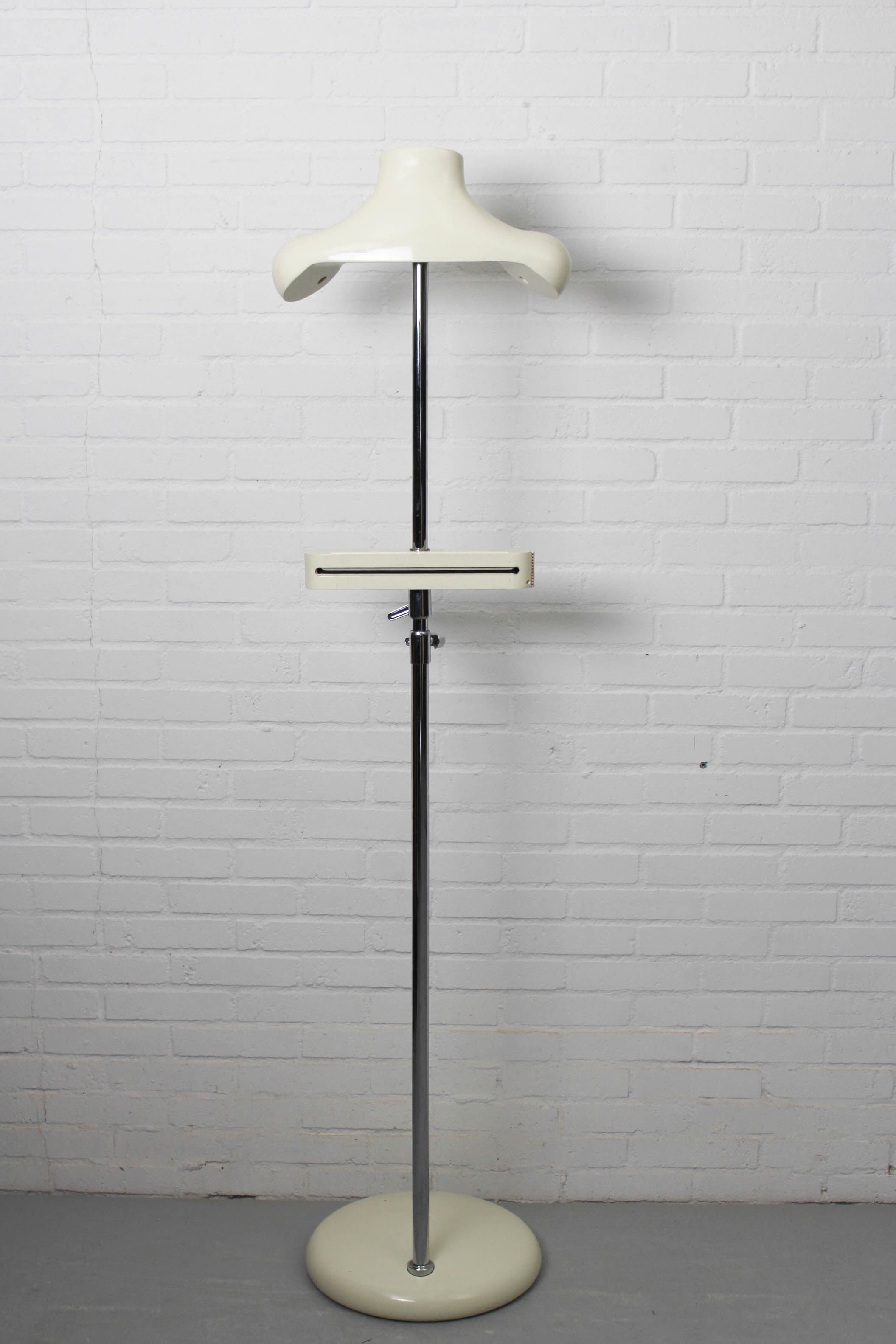 Italian modernist dressboy, 1960s