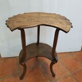 Sellette dragon decoration