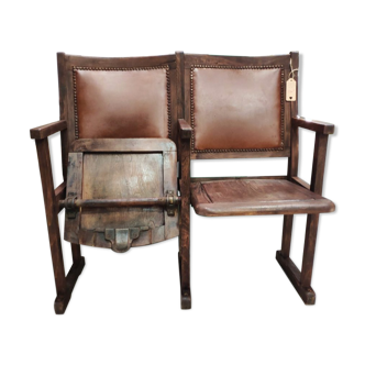 Folding seat