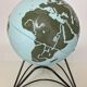 Globe terrestre en braille vintage pour malvoyants