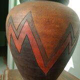 Geometric patterned pottery vase