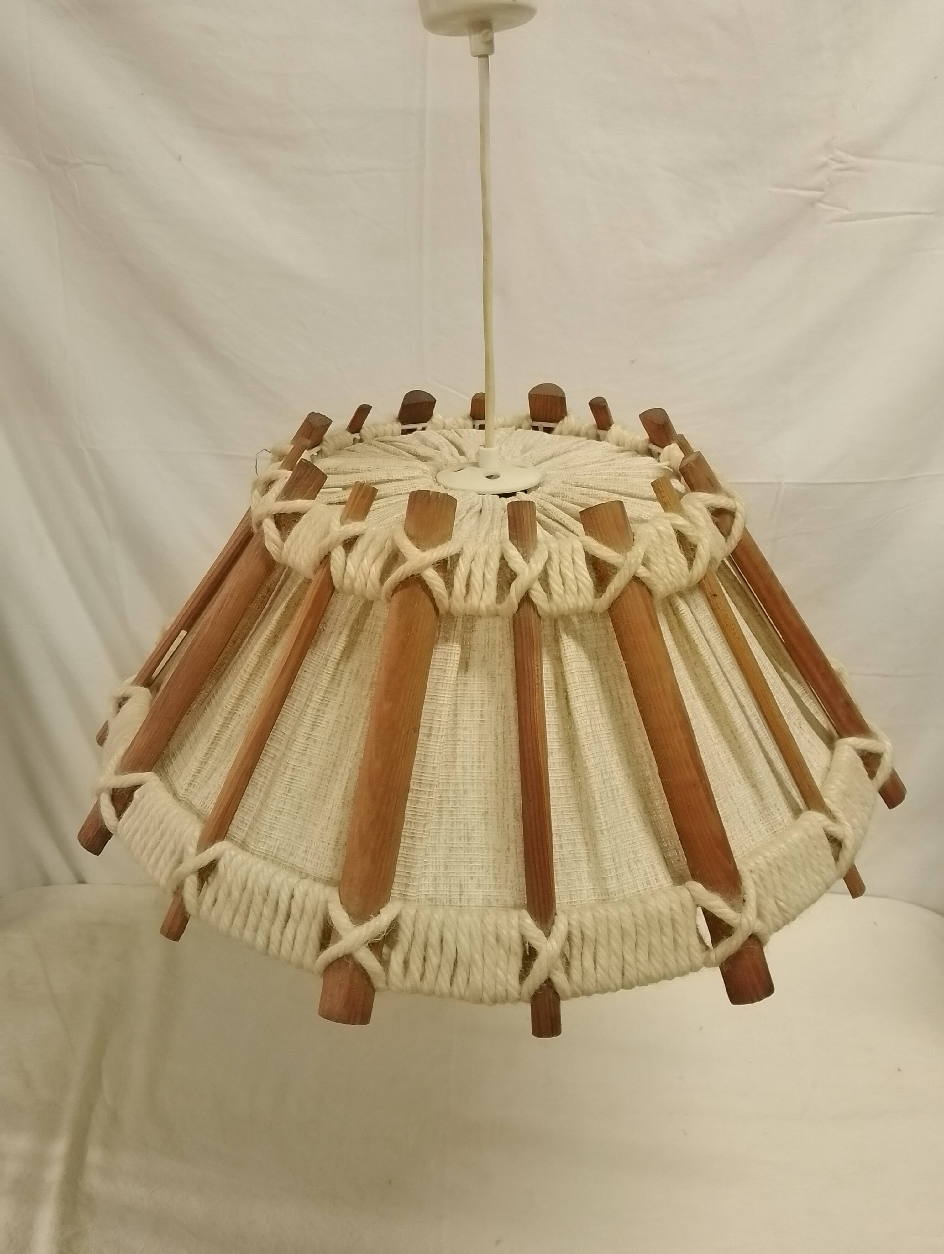 Lampe suspension scandinave