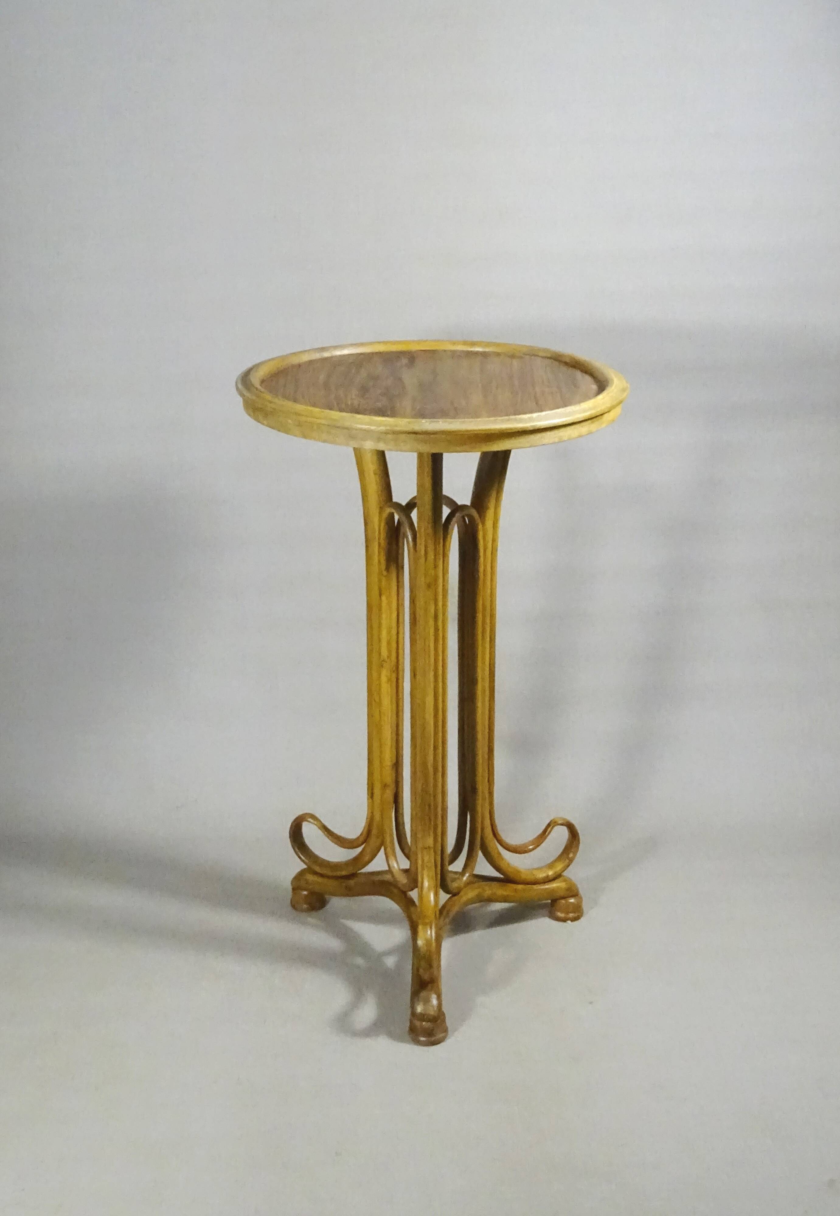 Thonet N°1 Art Nouveau reading table - 1895 -