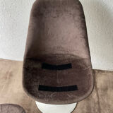 Pair of tulip chairs by Eero Saarinen, Knoll 80
