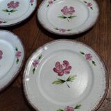 Flat plates series of six Niderviller stoneware, 20th century Cassandre decoration