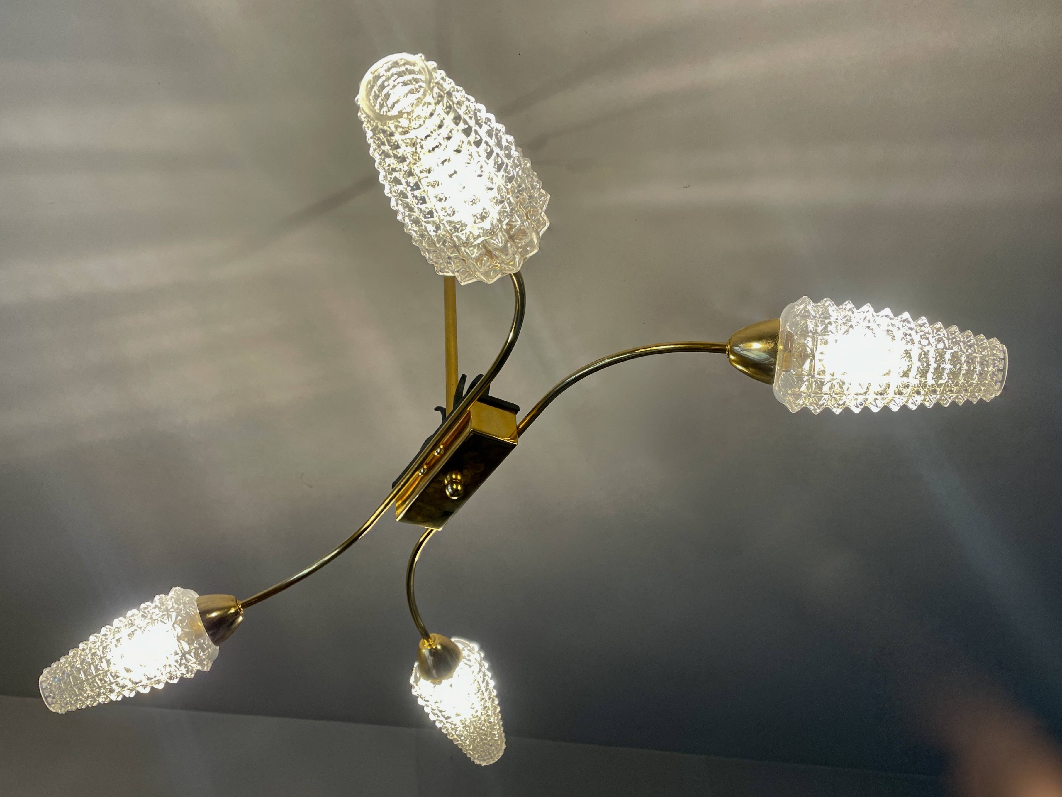 Lustre laiton doré à 4 tulipes Arlus 1950