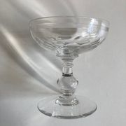 Set of 6 glasses of champagne 19th with flat sides and scales