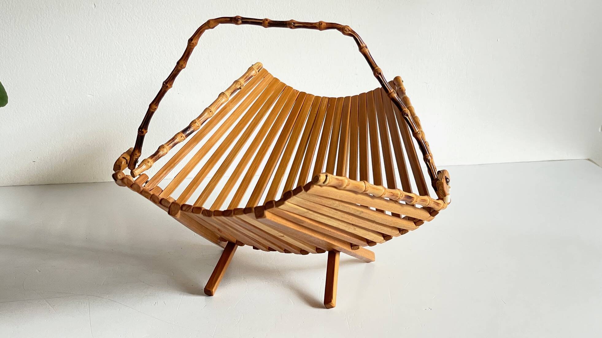 VINTAGE Wooden and Bamboo Fruit CUT BASKET