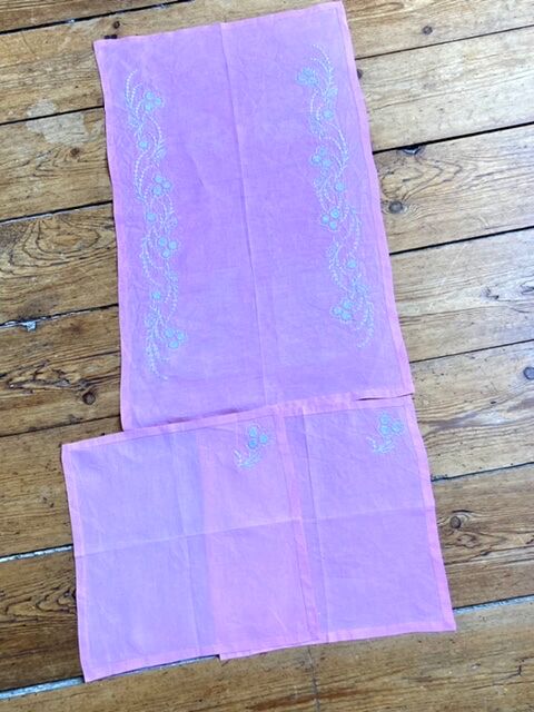 Vintage hand embroidered nape and towels