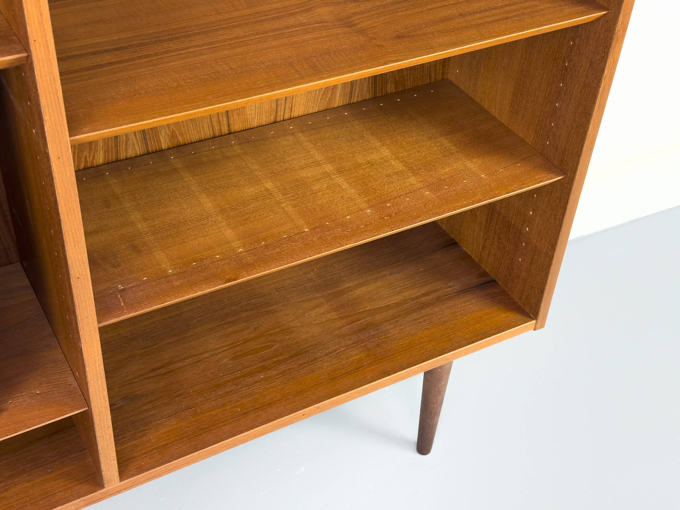 Vintage Danish Teak Bookshelf by Carlo Jensen for Hundevad & Co., 1960s