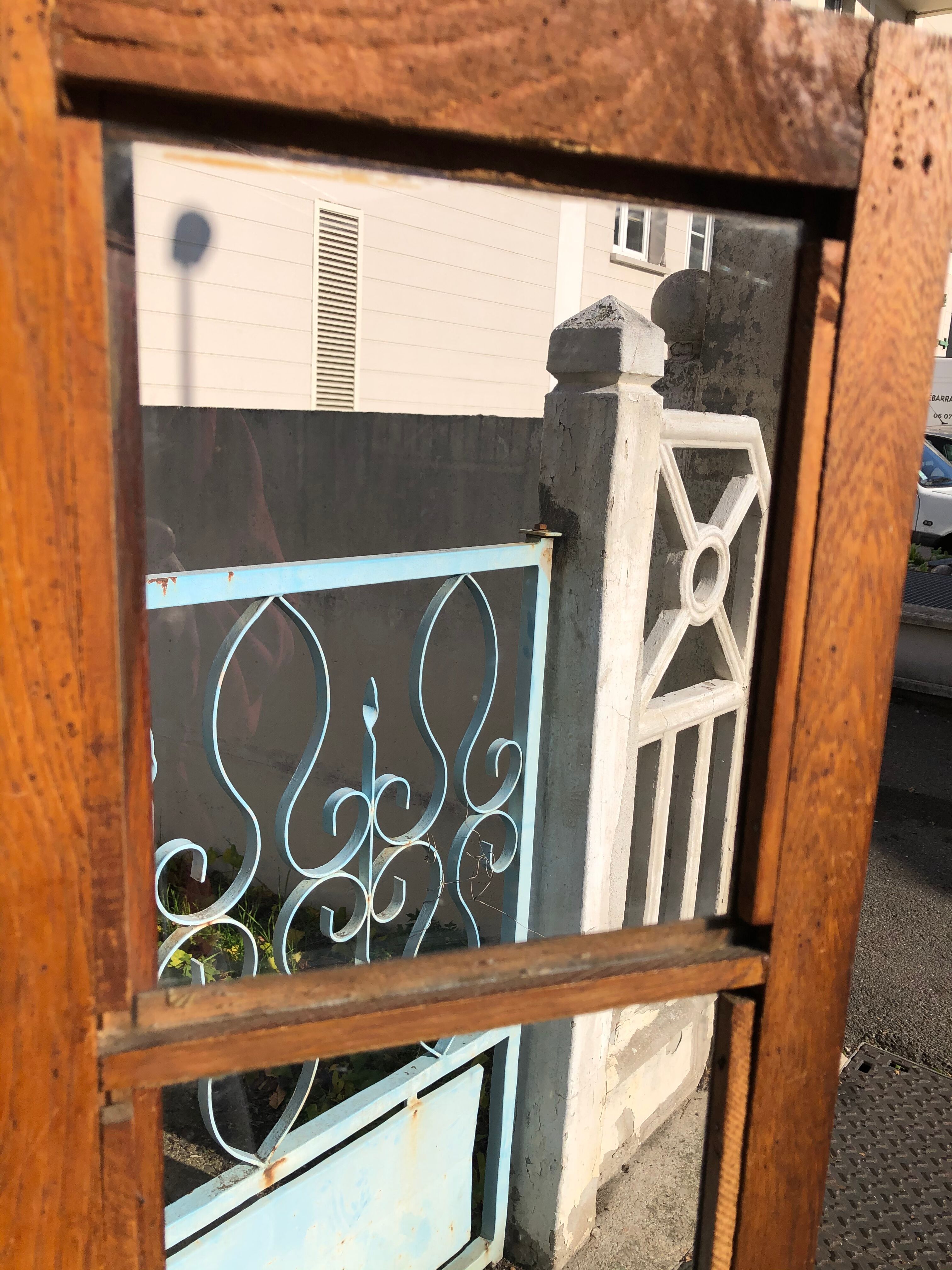Armoire parisienne