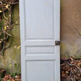 Old interior door from the end of the 19th century with locking system